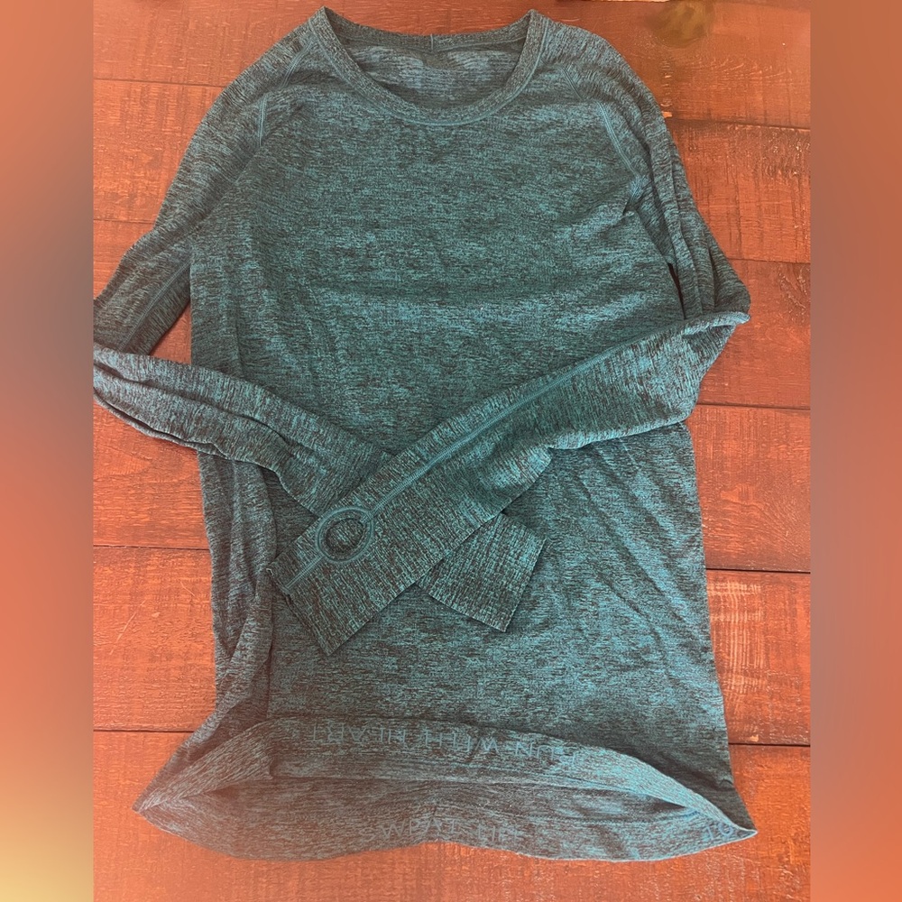 Lululemon run swiftly green and black long sleeve